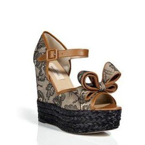 Valentino Garavani Lace Bow Wedges